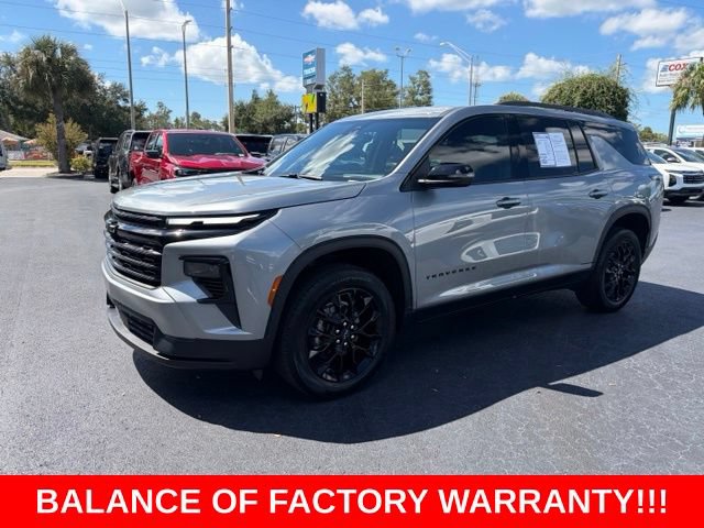 Used 2026 Chevrolet Traverse LT w/ Midnight/Sport Edition FWD image 3