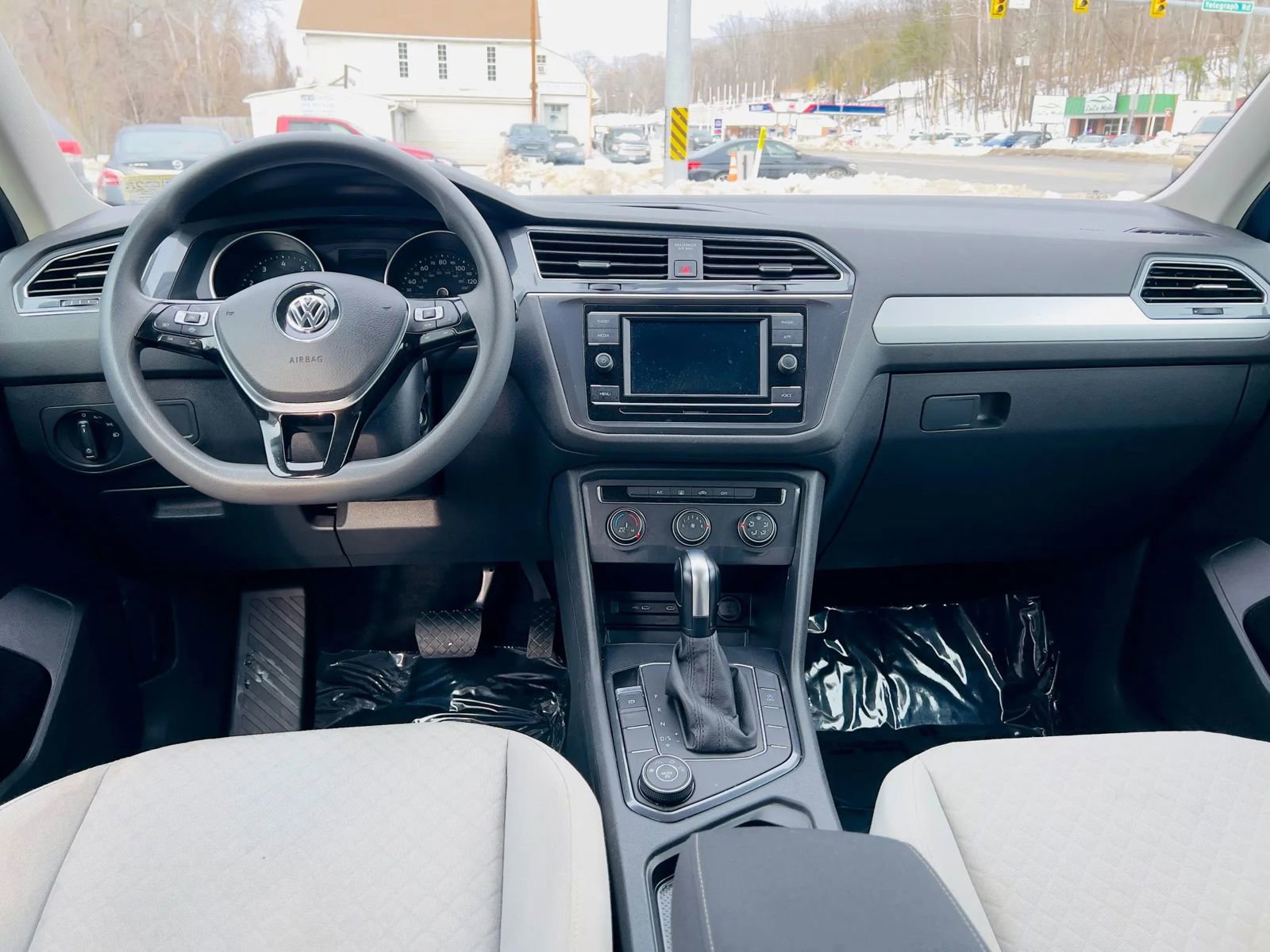 Used 2020 Volkswagen Tiguan S w/ 3rd Row Seat Package image 18