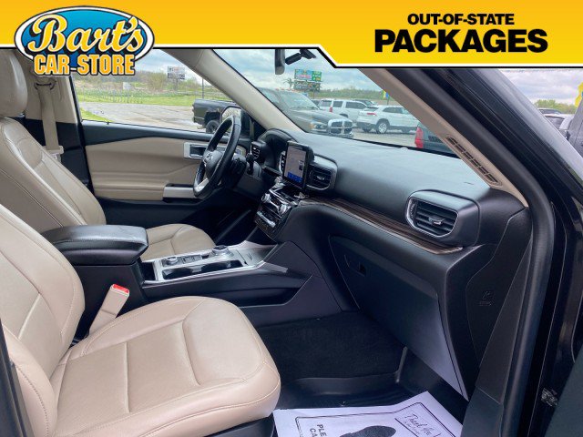 Used 2021 Ford Explorer Limited w/ Hybrid Equipment Group 310A AWD/4WD image 17