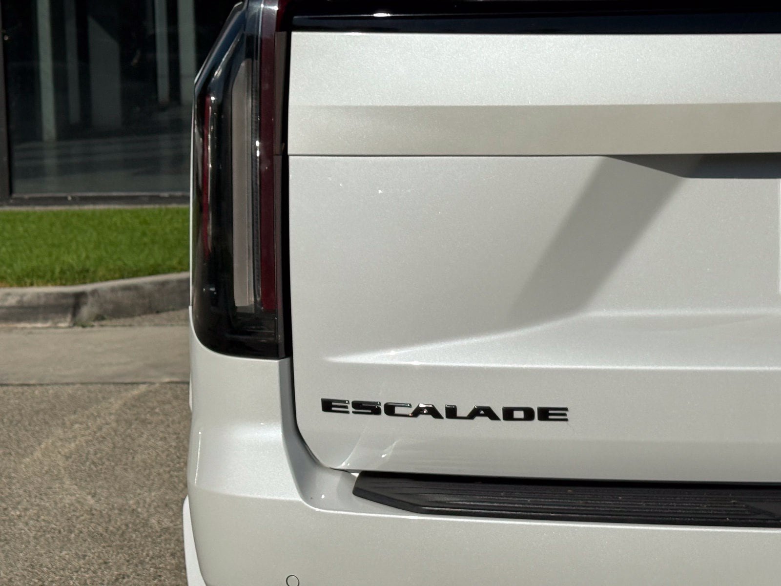 Used 2021 Cadillac Escalade Sport Platinum AWD/4WD image 11