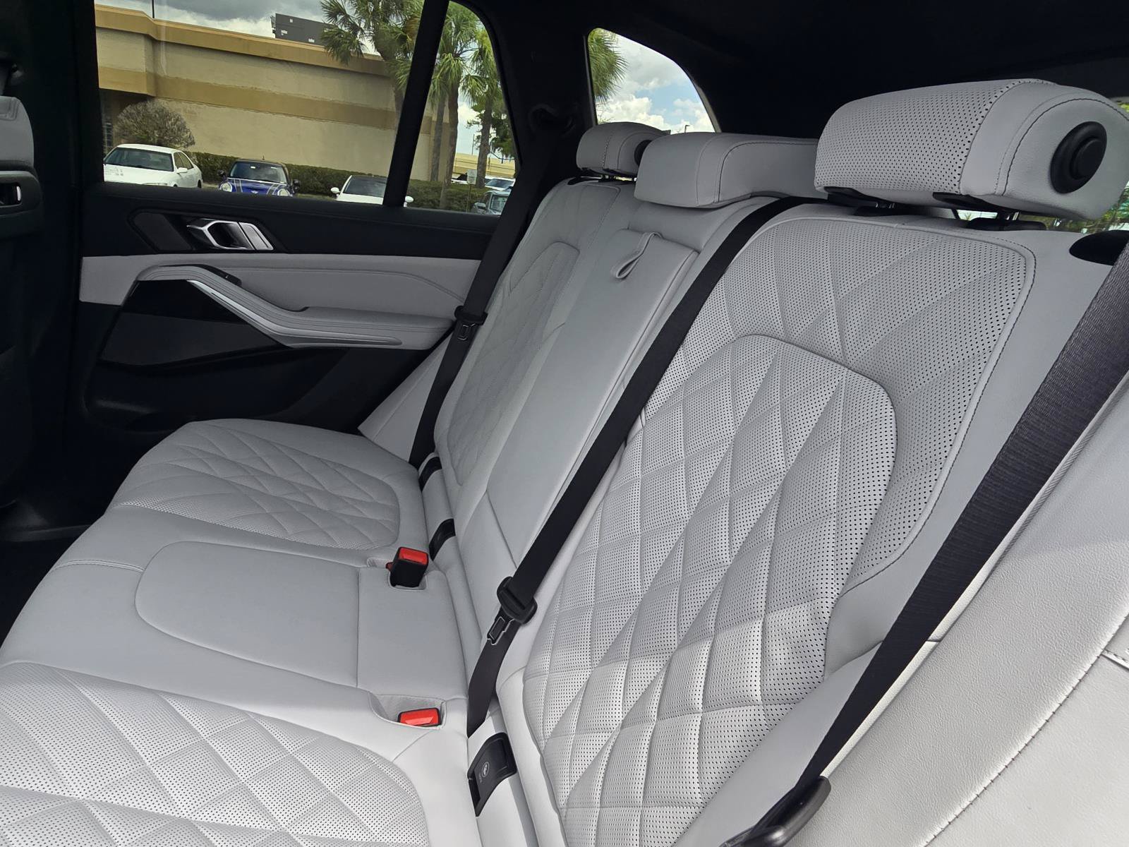 New 2026 BMW X5 sDrive40i w/ M Sport Package RWD image 12