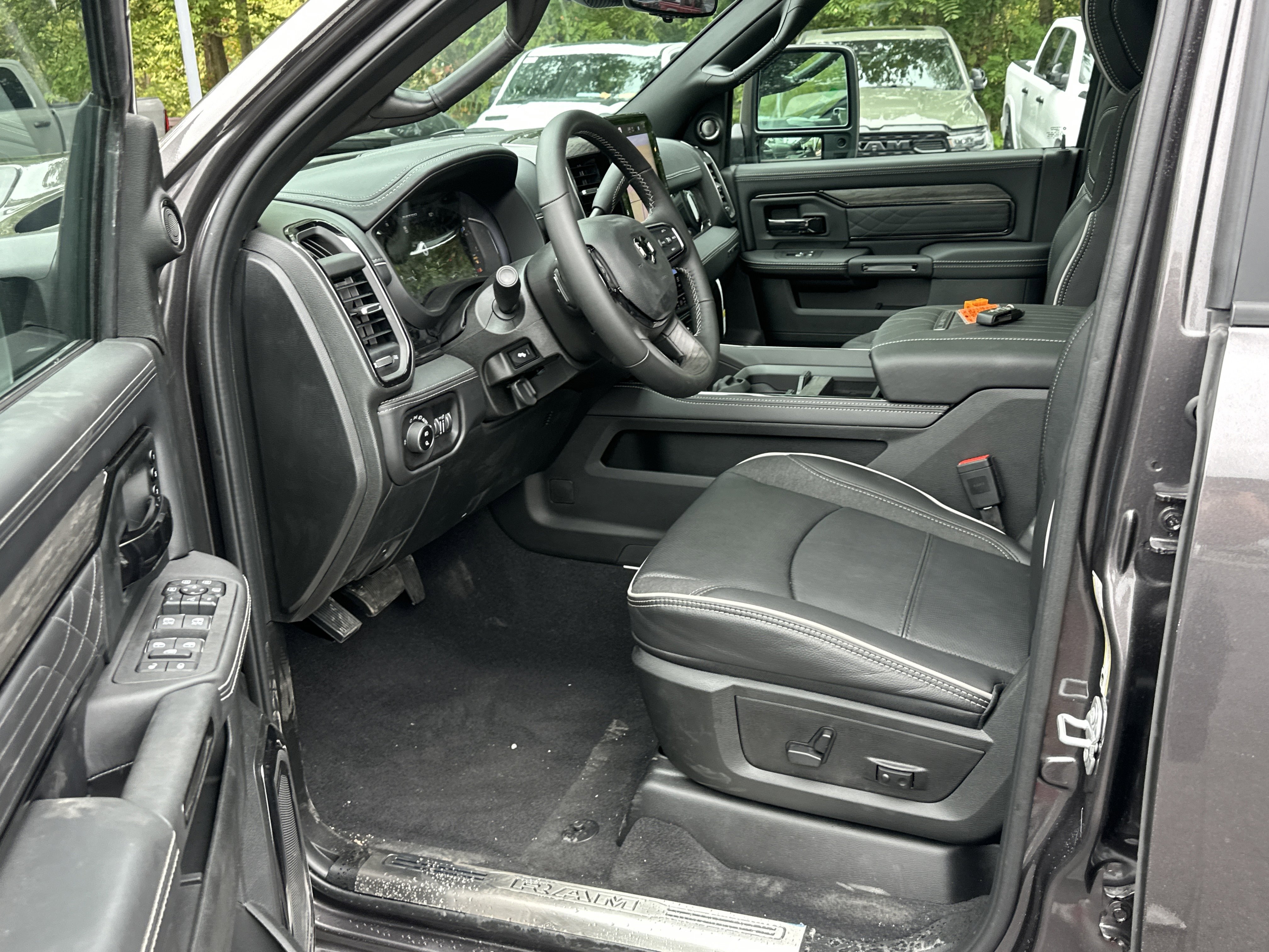 New 2026 RAM 2500 Limited image 29