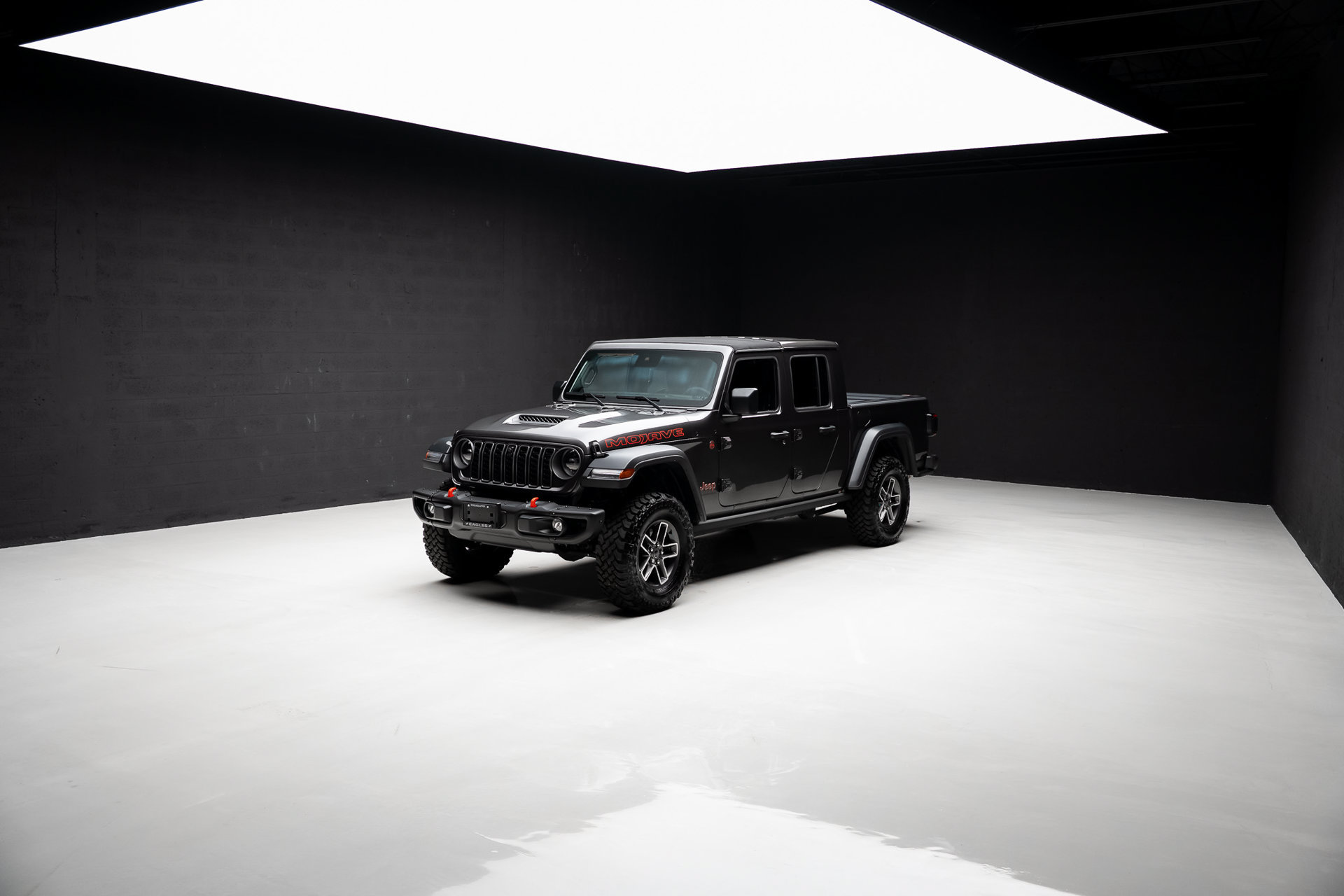 Used 2025 Jeep Gladiator Mojave w/ Steel Bumper Group AWD/4WD image 76