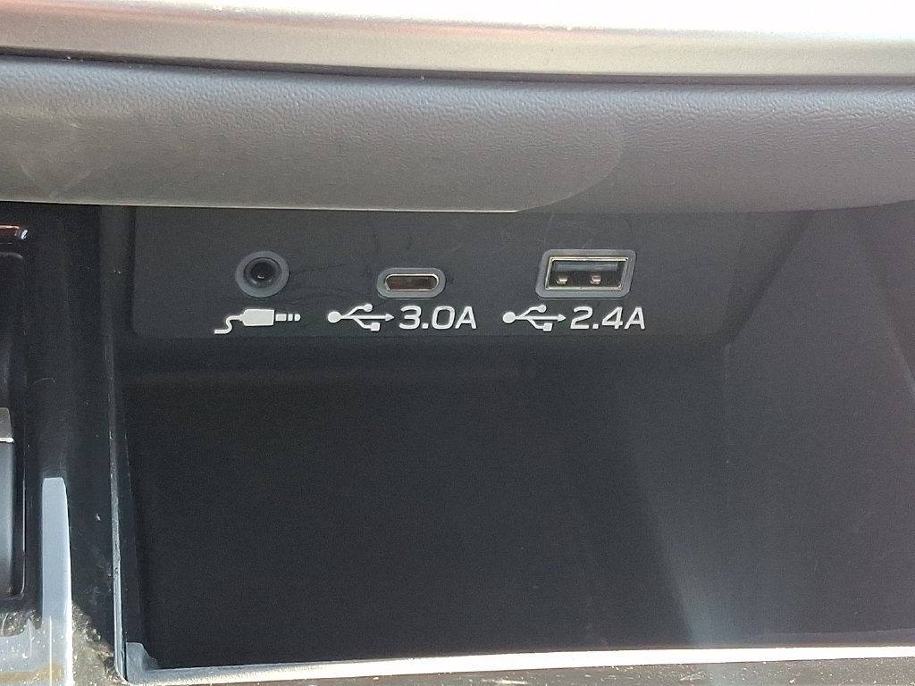 Certified 2025 Subaru Outback Onyx Edition AWD/4WD image 27