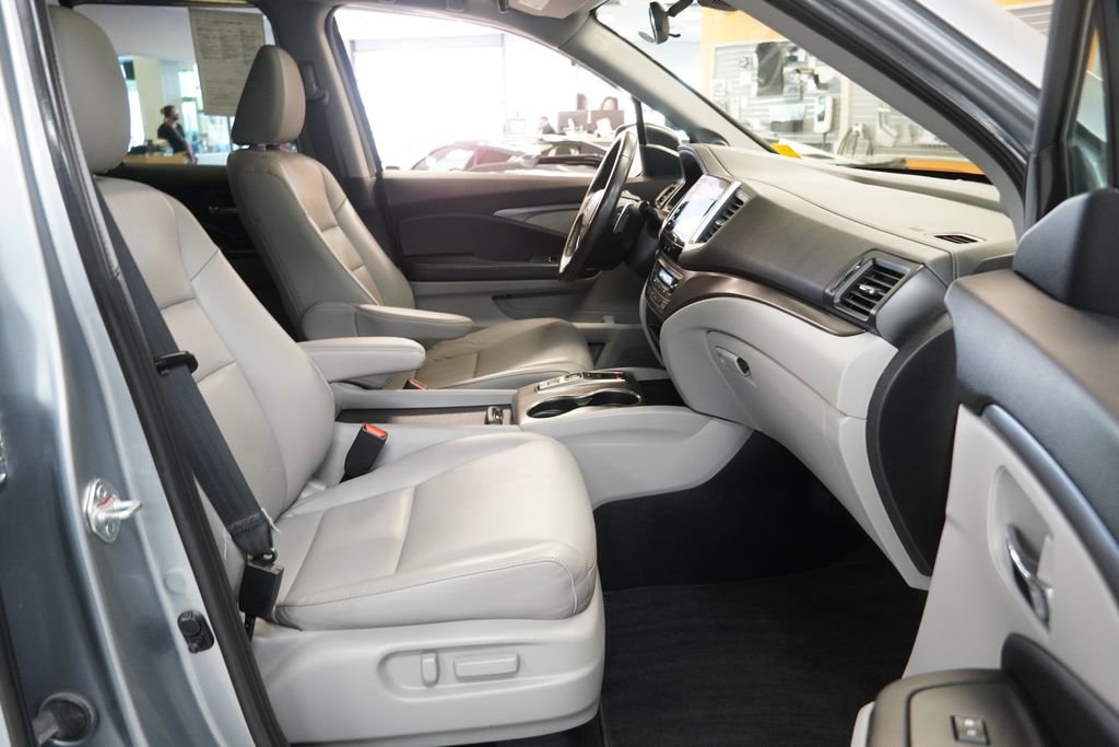 Used 2020 Honda Ridgeline RTL image 35