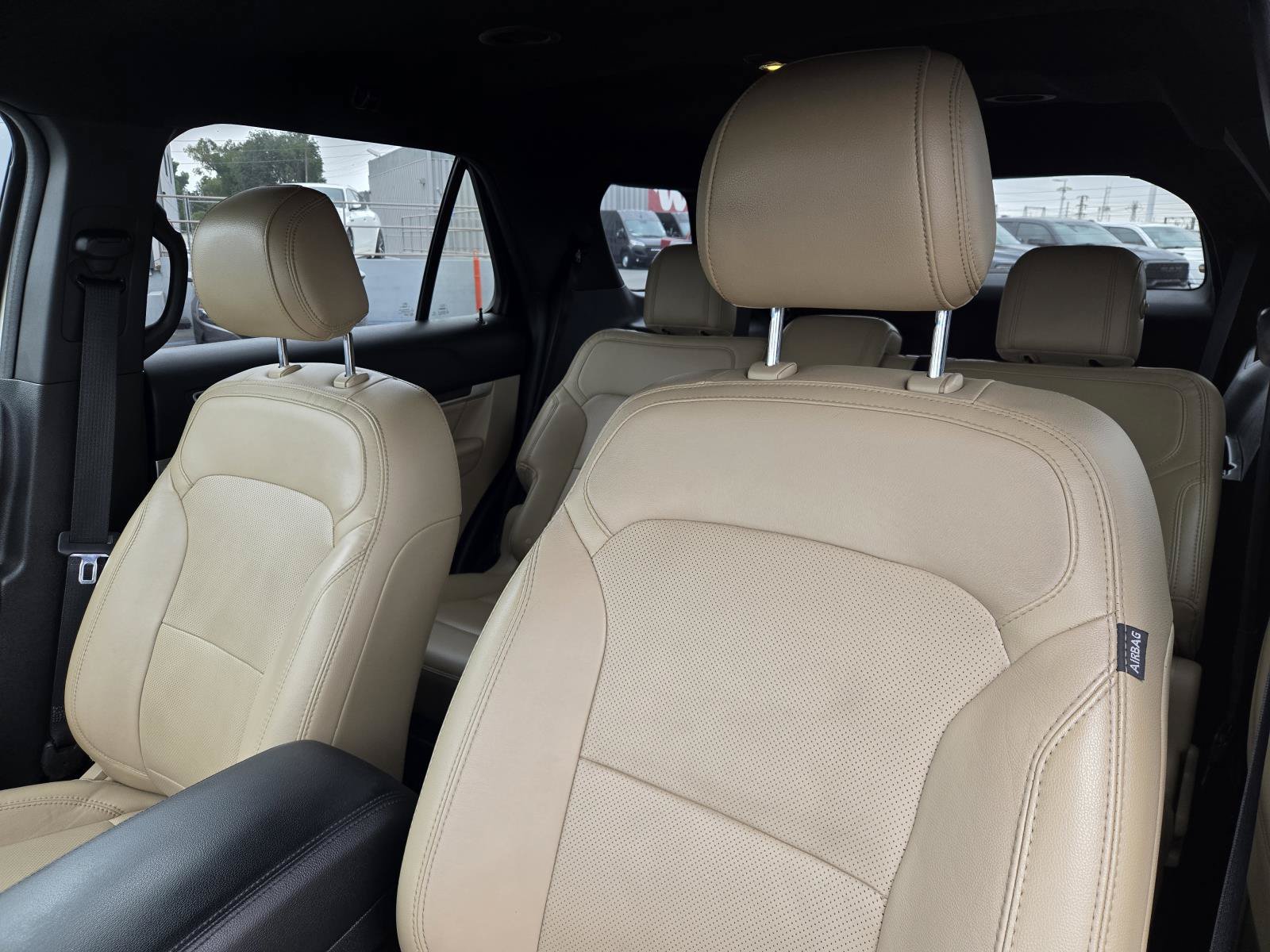 Used 2017 Ford Explorer Limited FWD image 22
