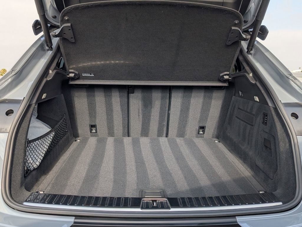 Certified 2022 Porsche Cayenne Turbo GT AWD/4WD image 12
