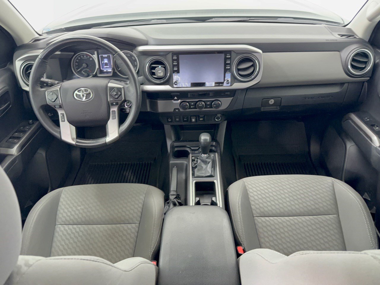 Used 2022 Toyota Tacoma SR5 RWD image 17
