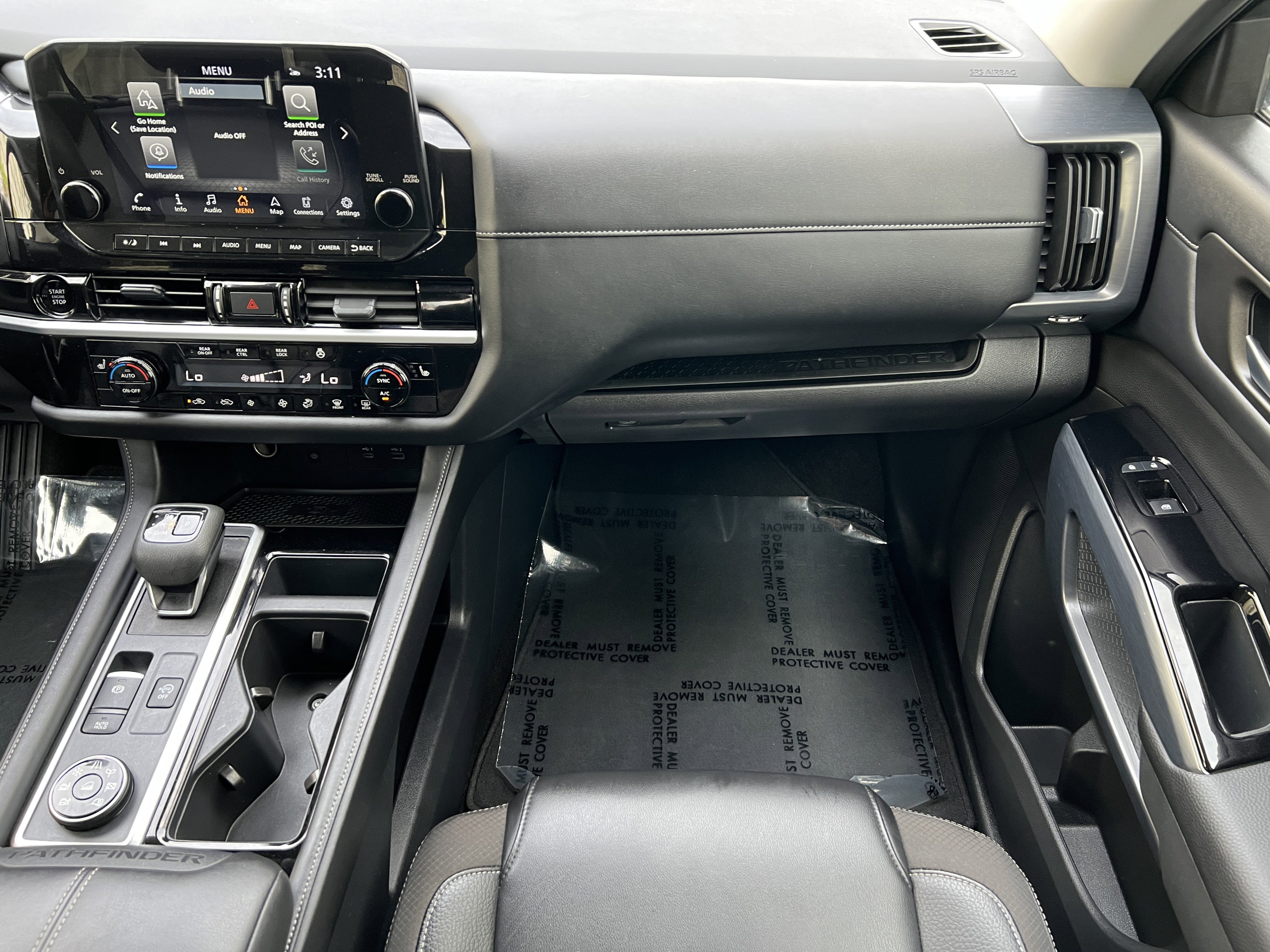Used 2025 Nissan Pathfinder SL AWD/4WD image 37