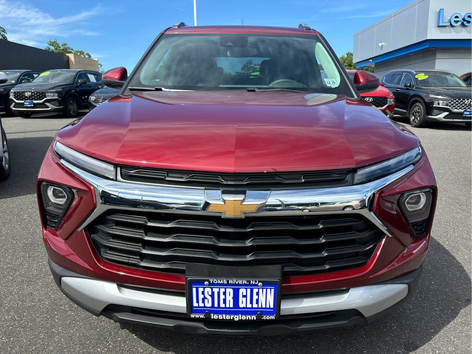 Used 2025 Chevrolet TrailBlazer LT w/ LT Cold Weather Package FWD image 3