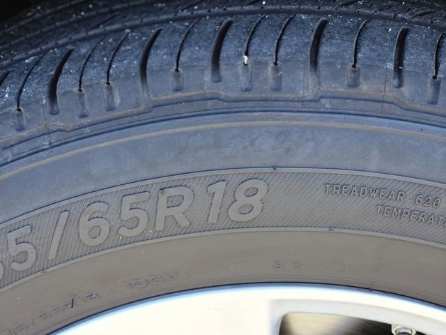 Used 2024 Toyota Highlander LE image 11