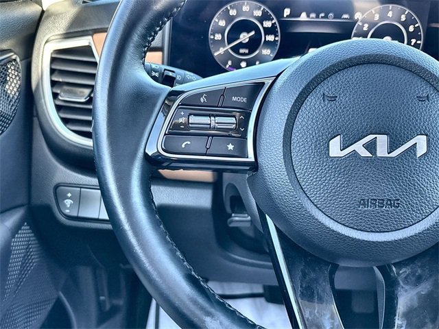 Used 2024 Kia Seltos EX image 31