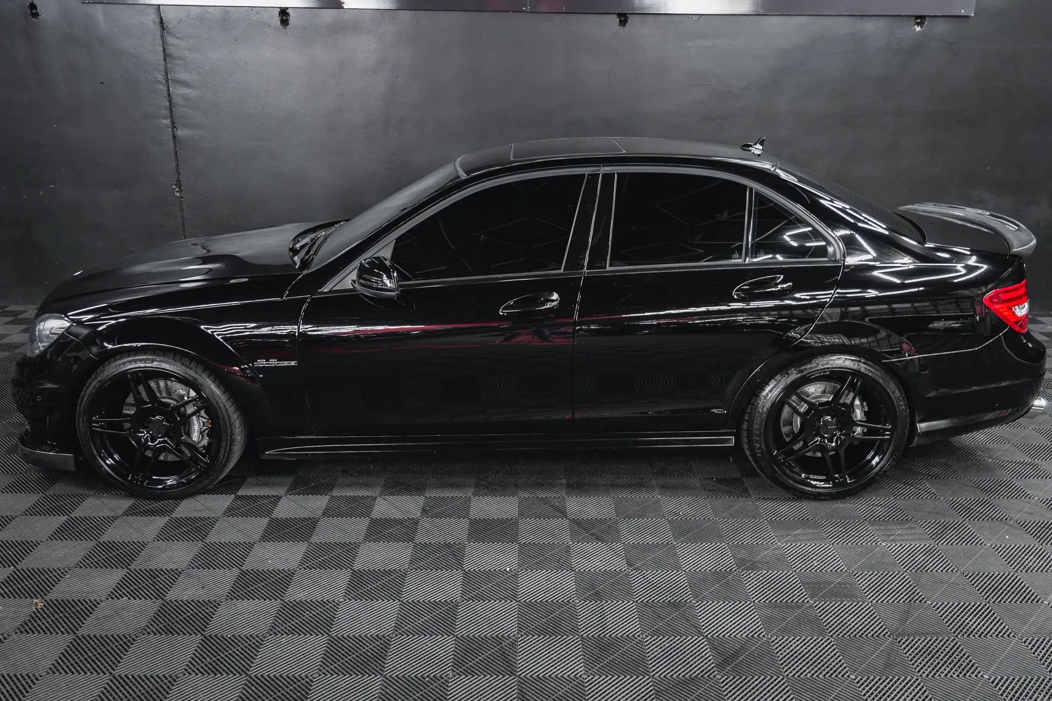 Used 2013 Mercedes-Benz C 63 AMG Sedan image 19