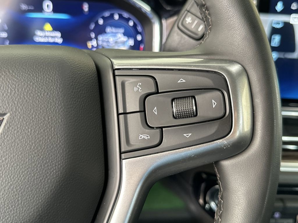Used 2025 Chevrolet Silverado 2500 LT w/ Convenience Package AWD/4WD image 22