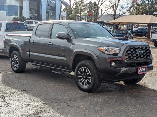 Used 2022 Toyota Tacoma TRD Sport w/ Technology Package image 3