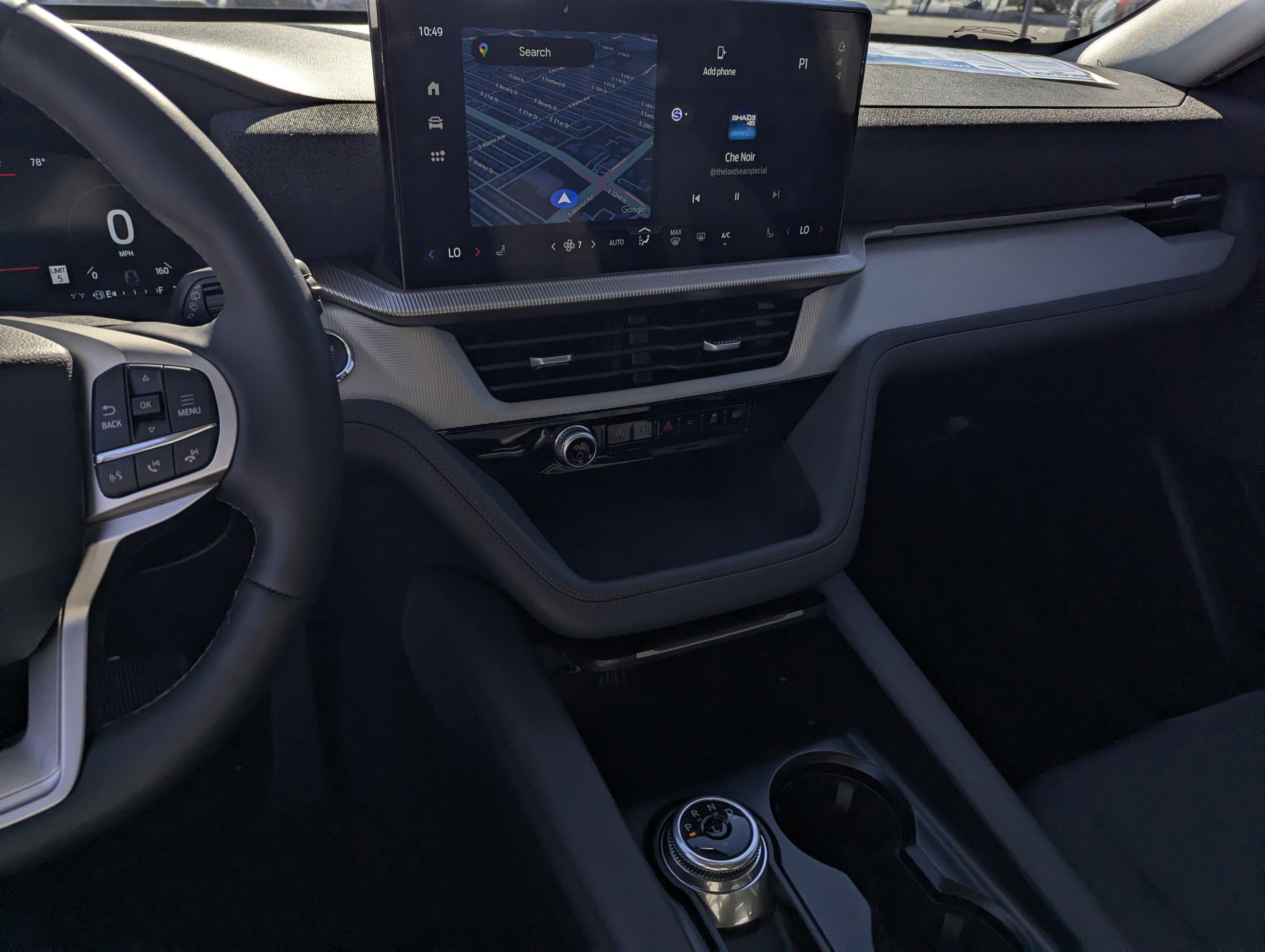 New 2025 Ford Explorer Active image 10