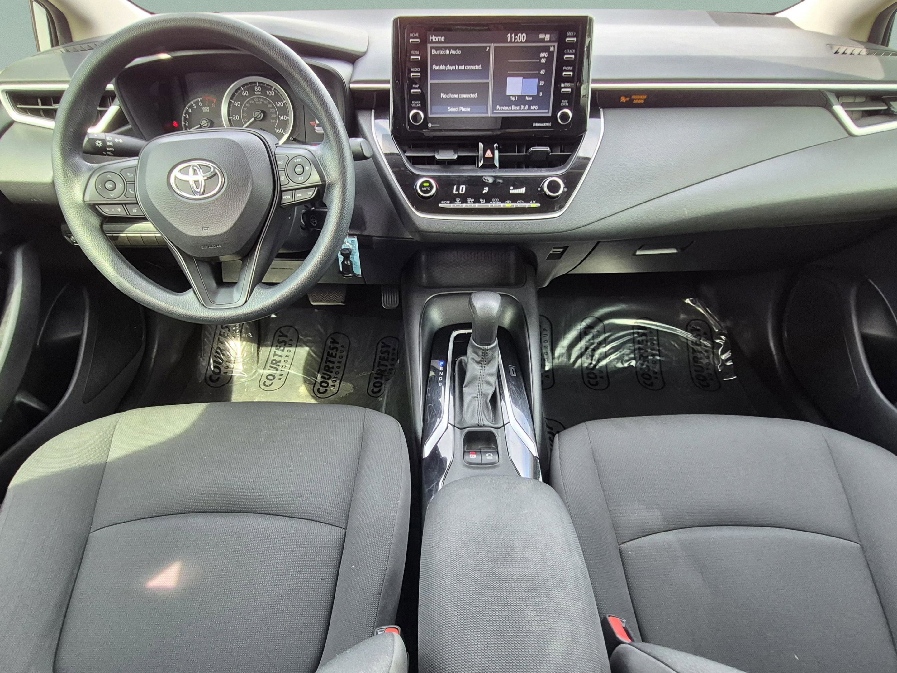 Used 2021 Toyota Corolla LE FWD image 12