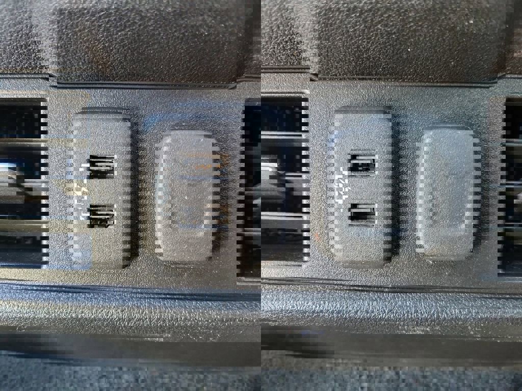 Used 2022 Chevrolet Silverado 3500 LT w/ Texas Edition image 18