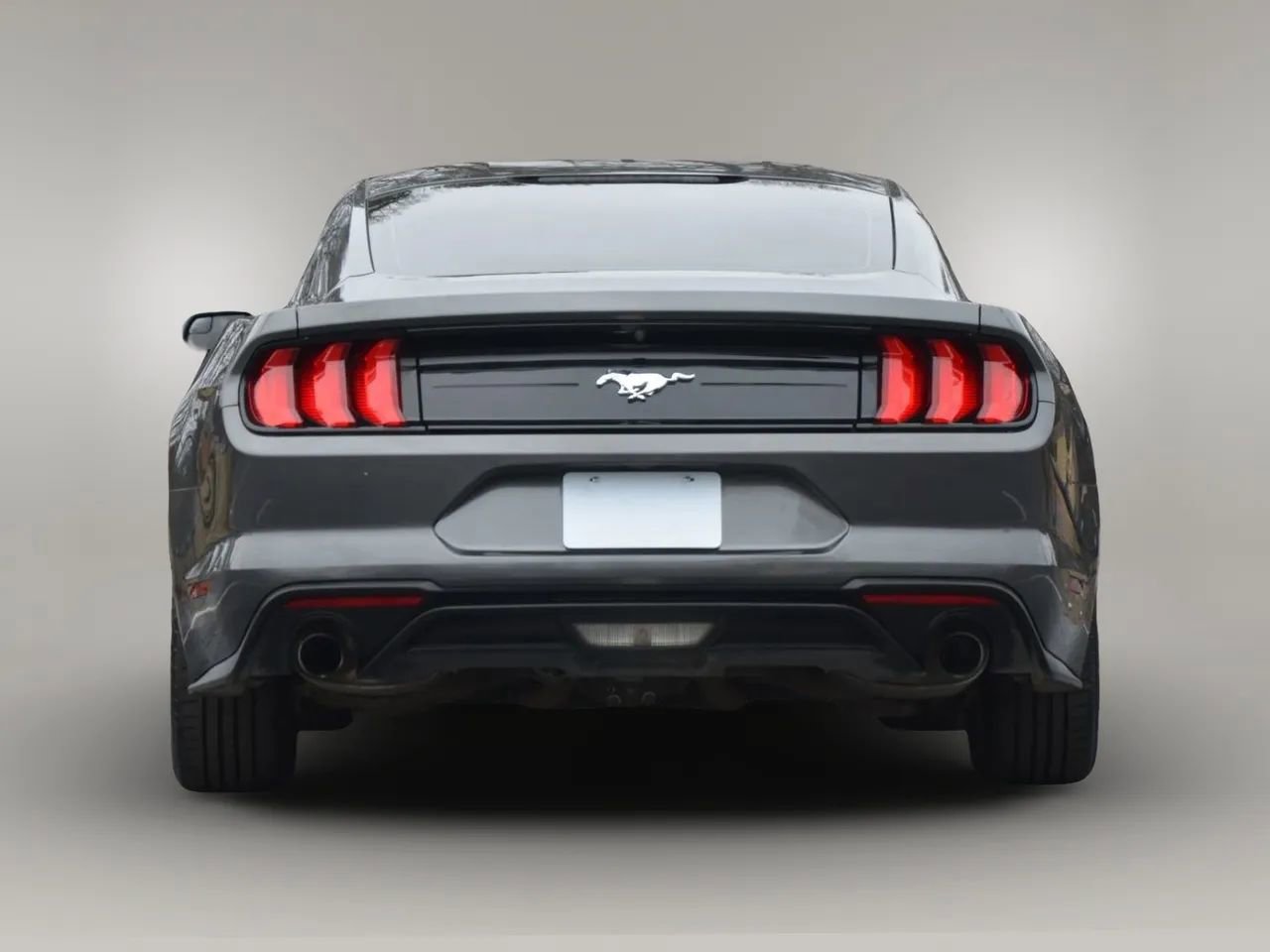 Used 2018 Ford Mustang Coupe image 19
