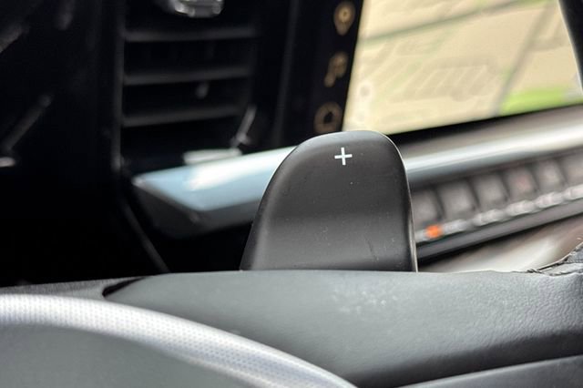 Used 2025 GMC Sierra 1500 Elevation w/ Preferred Package image 40