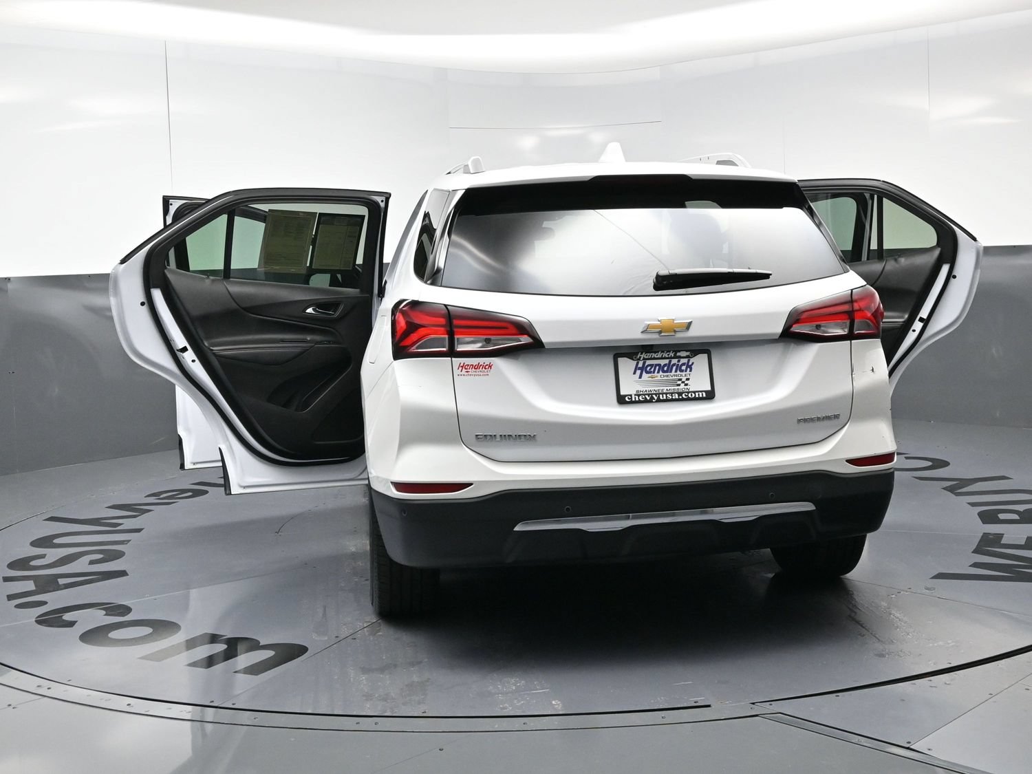 Used 2024 Chevrolet Equinox Premier FWD image 28