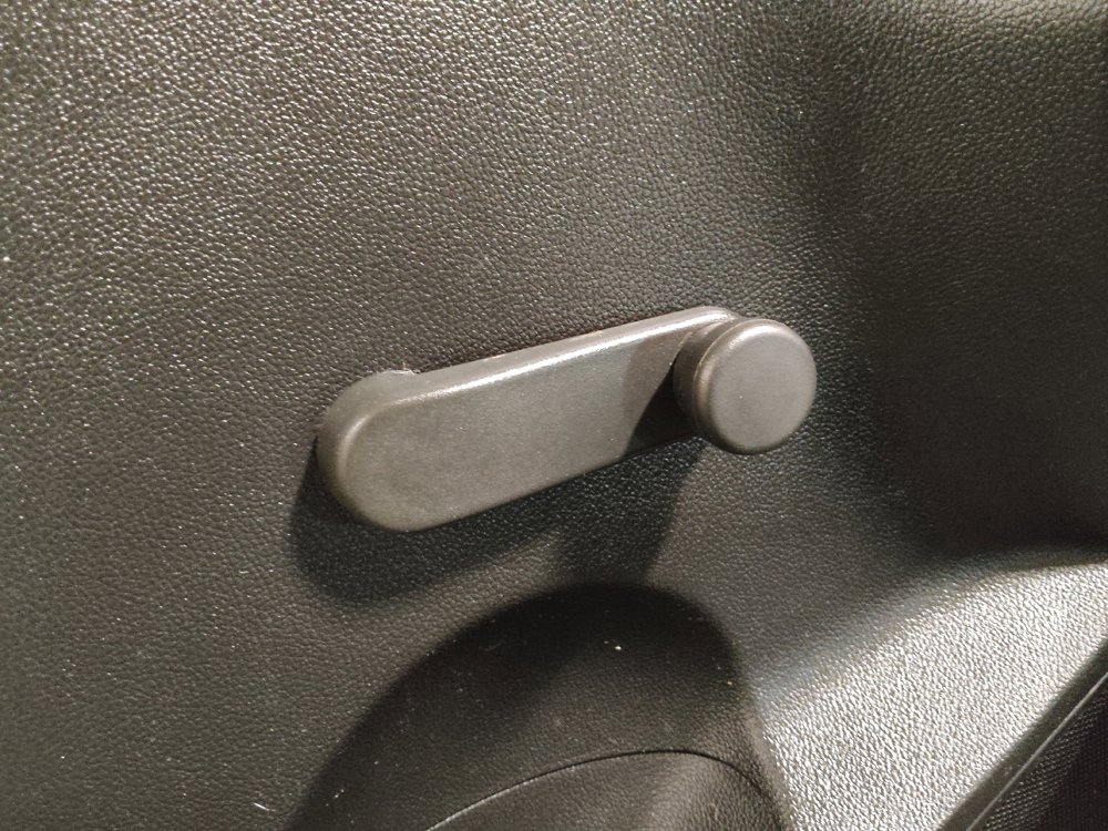 Used 2019 Chevrolet Sonic LS FWD image 27