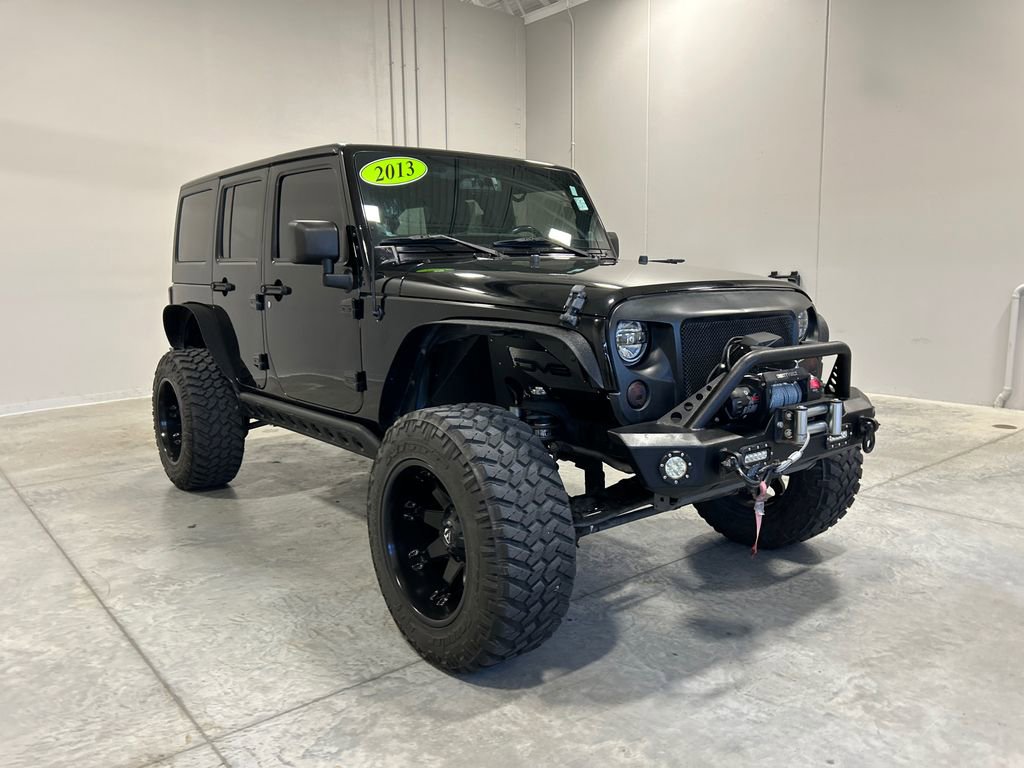 Used 2013 Jeep Wrangler Unlimited Sahara w/ Dual Top Group image 4