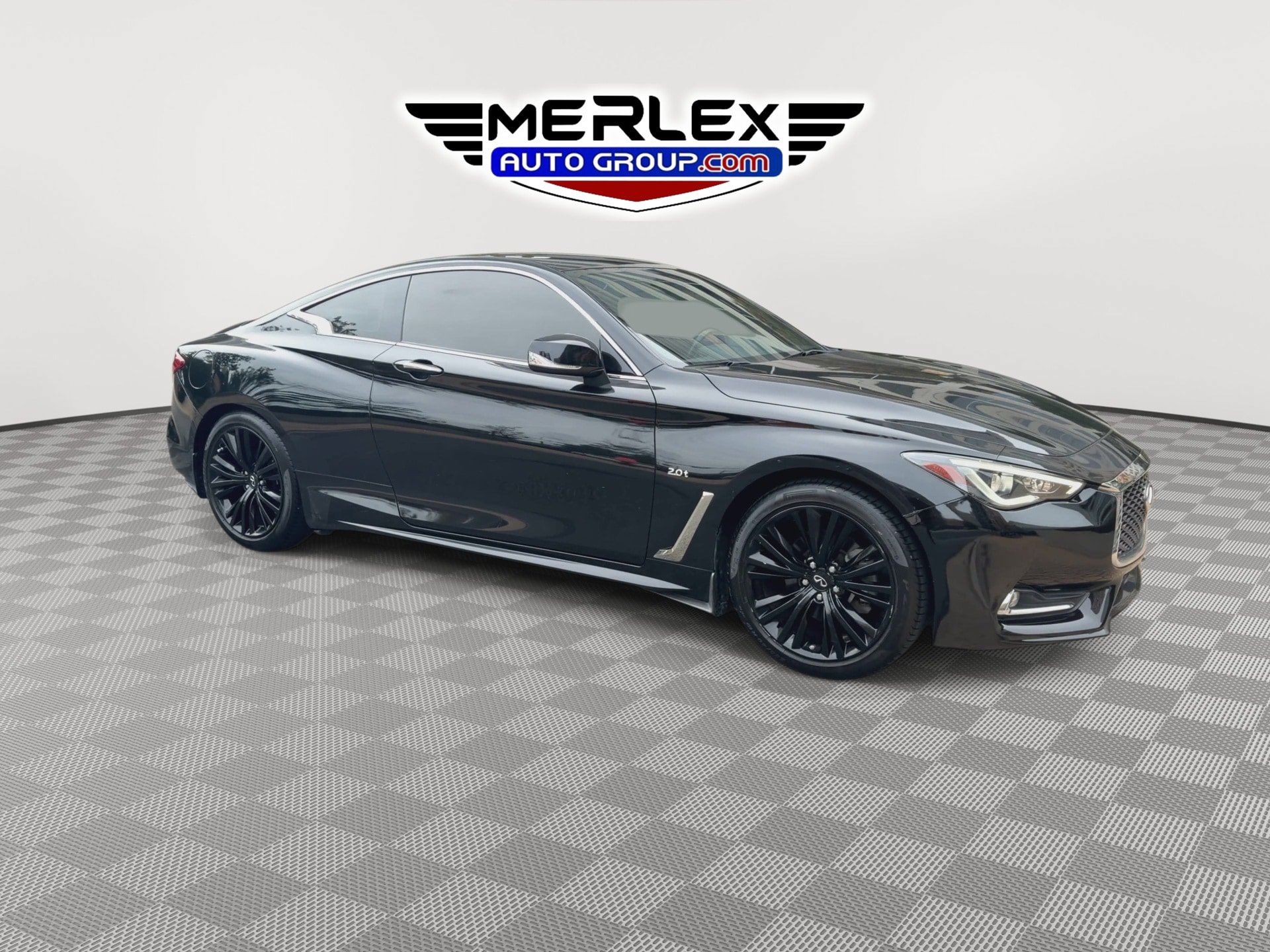 Used 2018 INFINITI Q60 2.0t RWD image 2