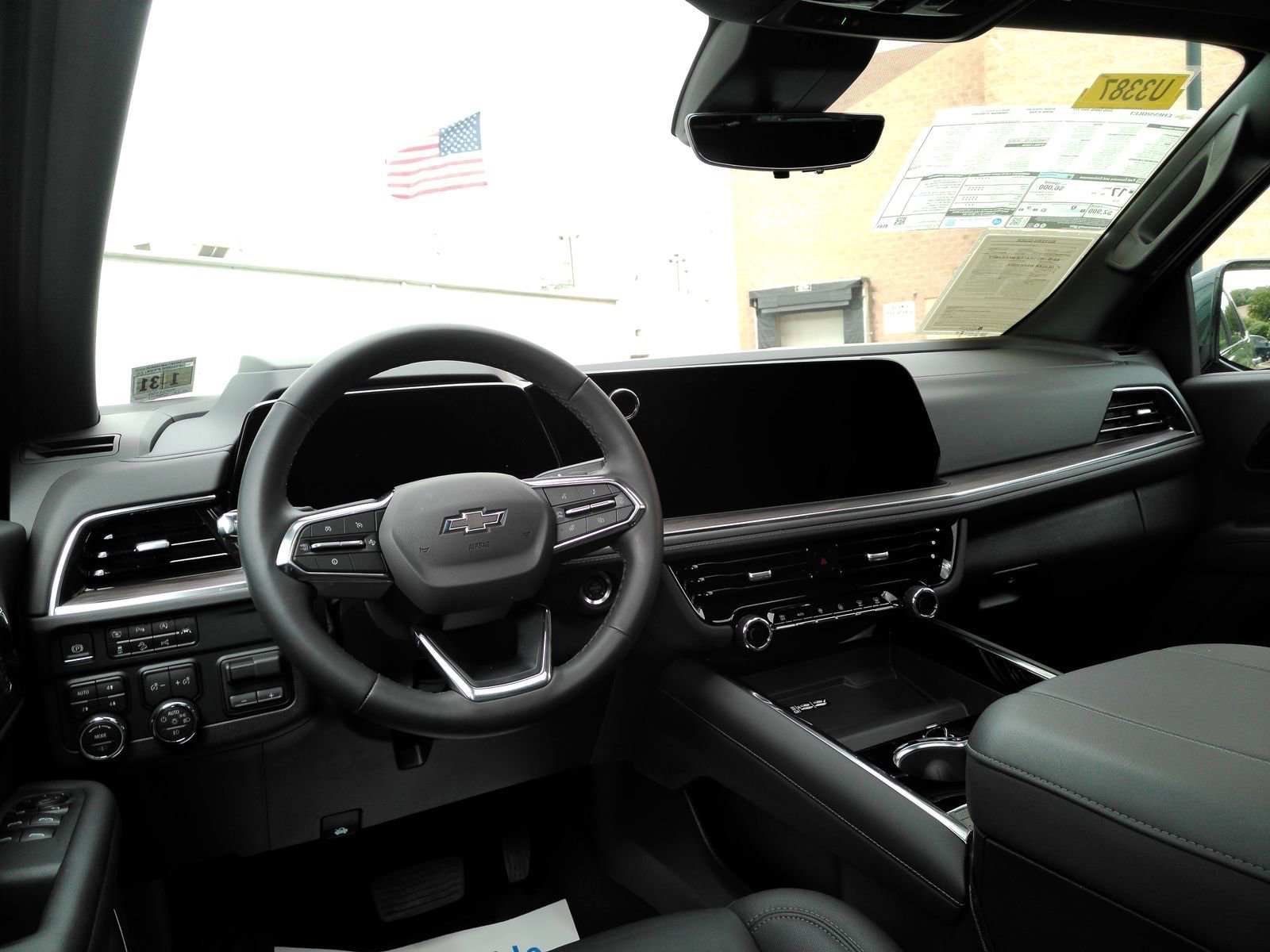 Certified 2026 Chevrolet Tahoe Z71 w/ Z71 Off-Road Package AWD/4WD image 11
