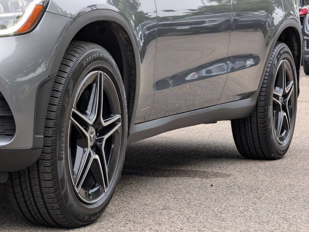 Used 2020 Mercedes-Benz GLC 300 4MATIC image 5