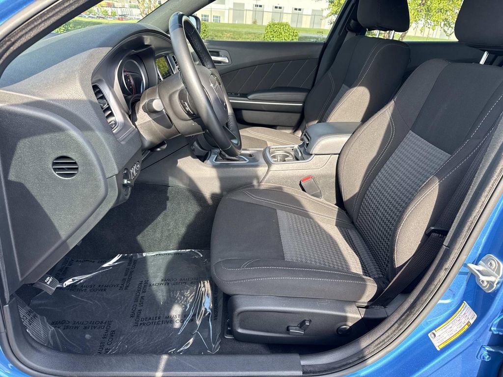 Used 2023 Dodge Charger SXT RWD image 22