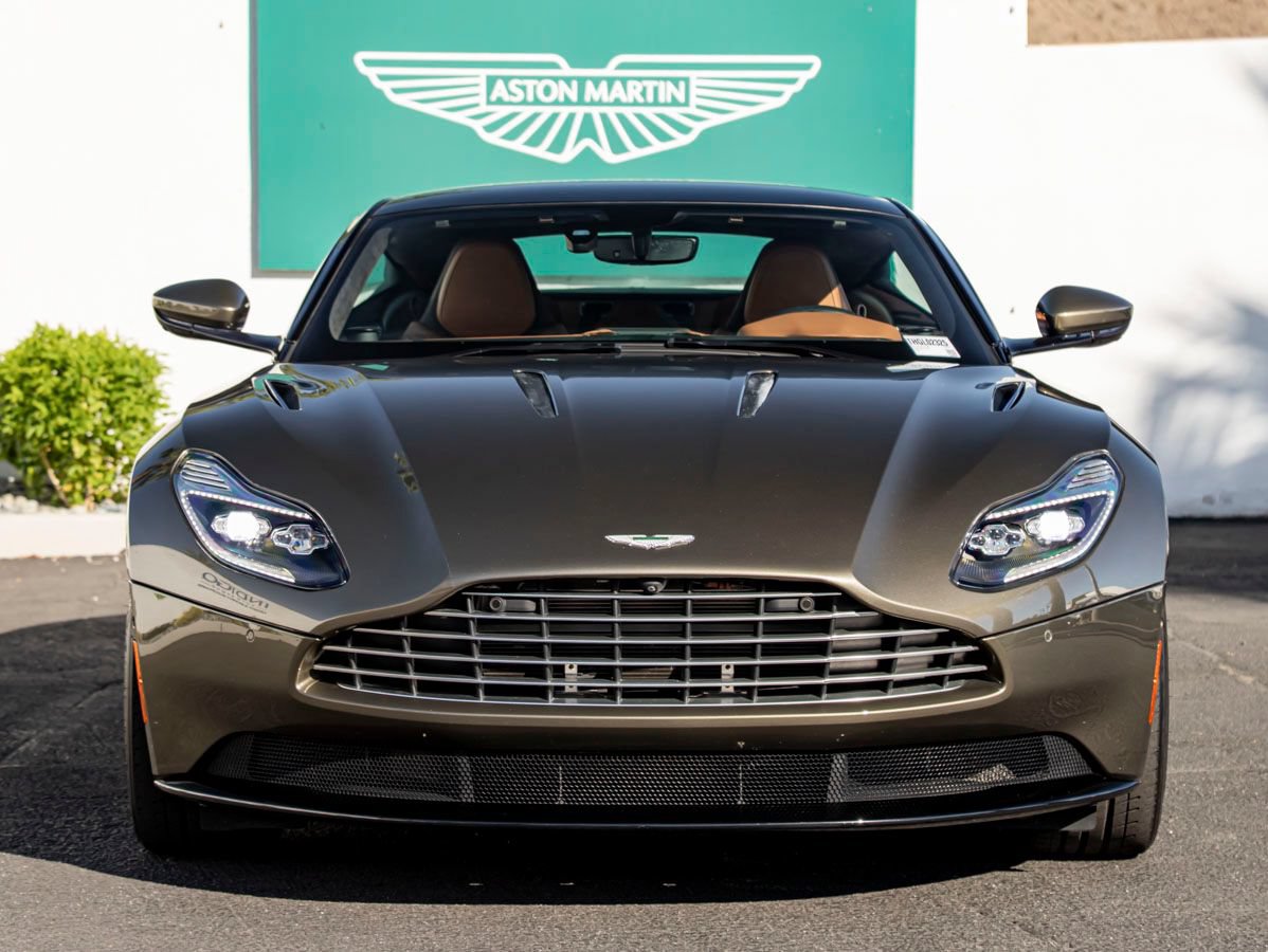 Used 2017 Aston Martin DB11 V12 RWD image 7