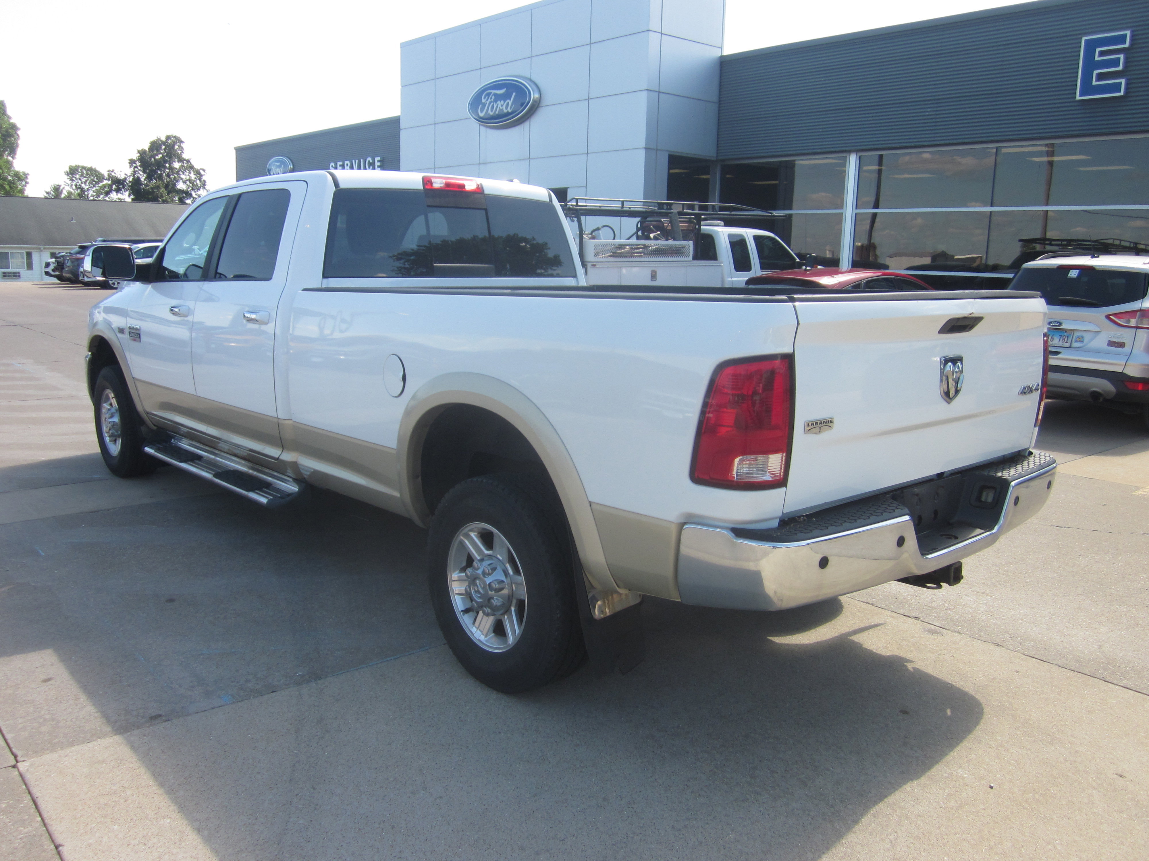 Used 2011 RAM 2500 Laramie AWD/4WD image 4