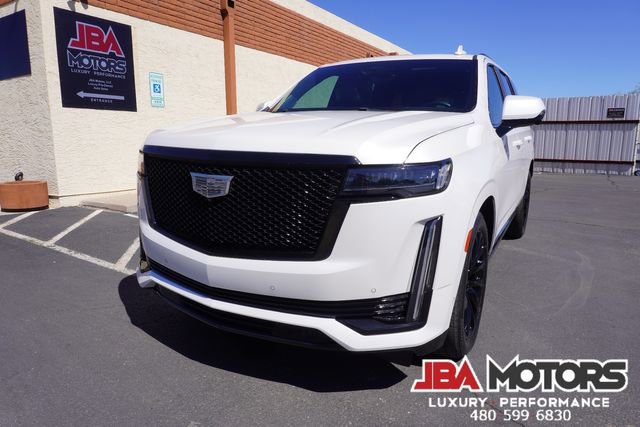 Used 2021 Cadillac Escalade Sport Platinum w/ LPO, ONYX Package image 38
