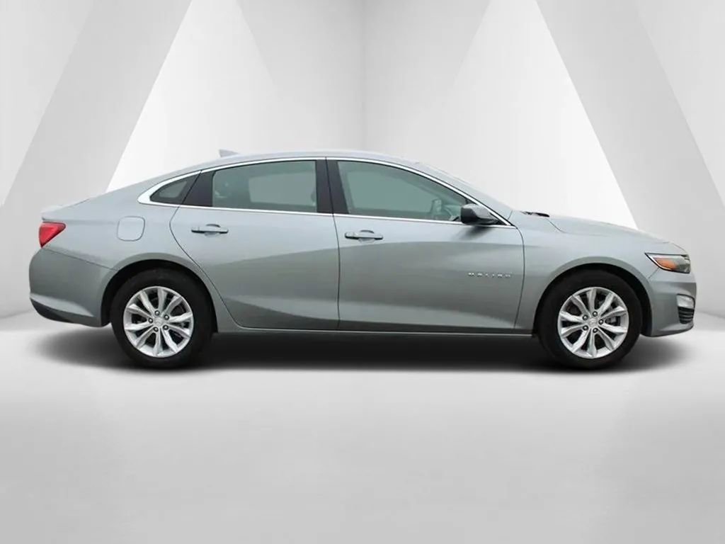 Used 2024 Chevrolet Malibu LS image 8