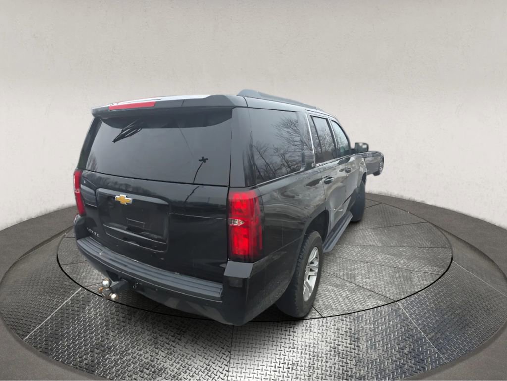 Used 2018 Chevrolet Tahoe LT image 2