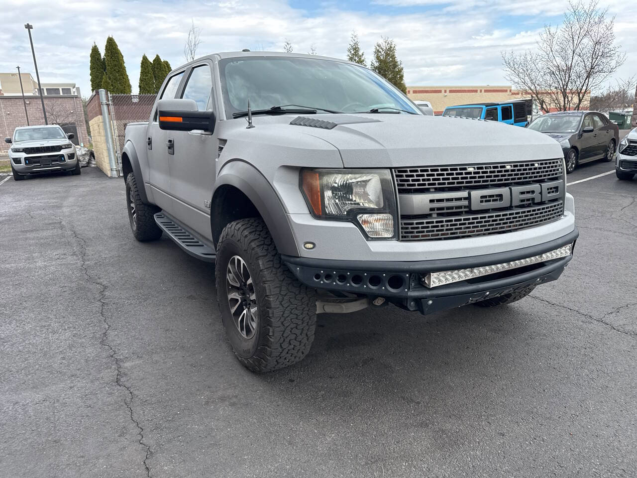 Used 2014 Ford F150 Raptor image 5