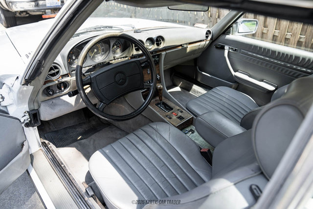 Used 1988 Mercedes-Benz 560 SL image 28