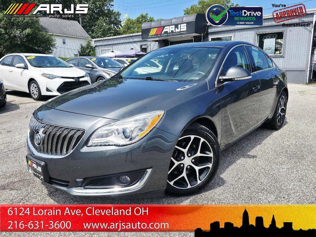 Used 2017 Buick Regal Sport Touring FWD image 1