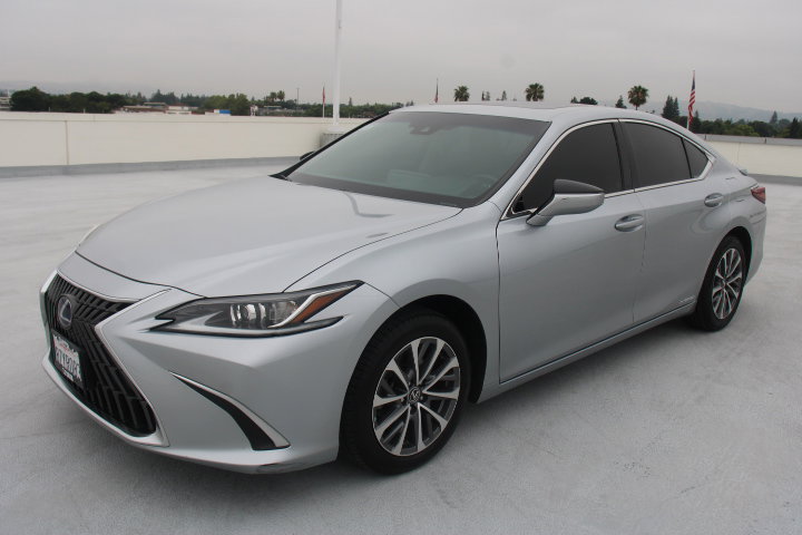 Used 2022 Lexus ES 300h w/ Accessory Package 2 FWD image 6