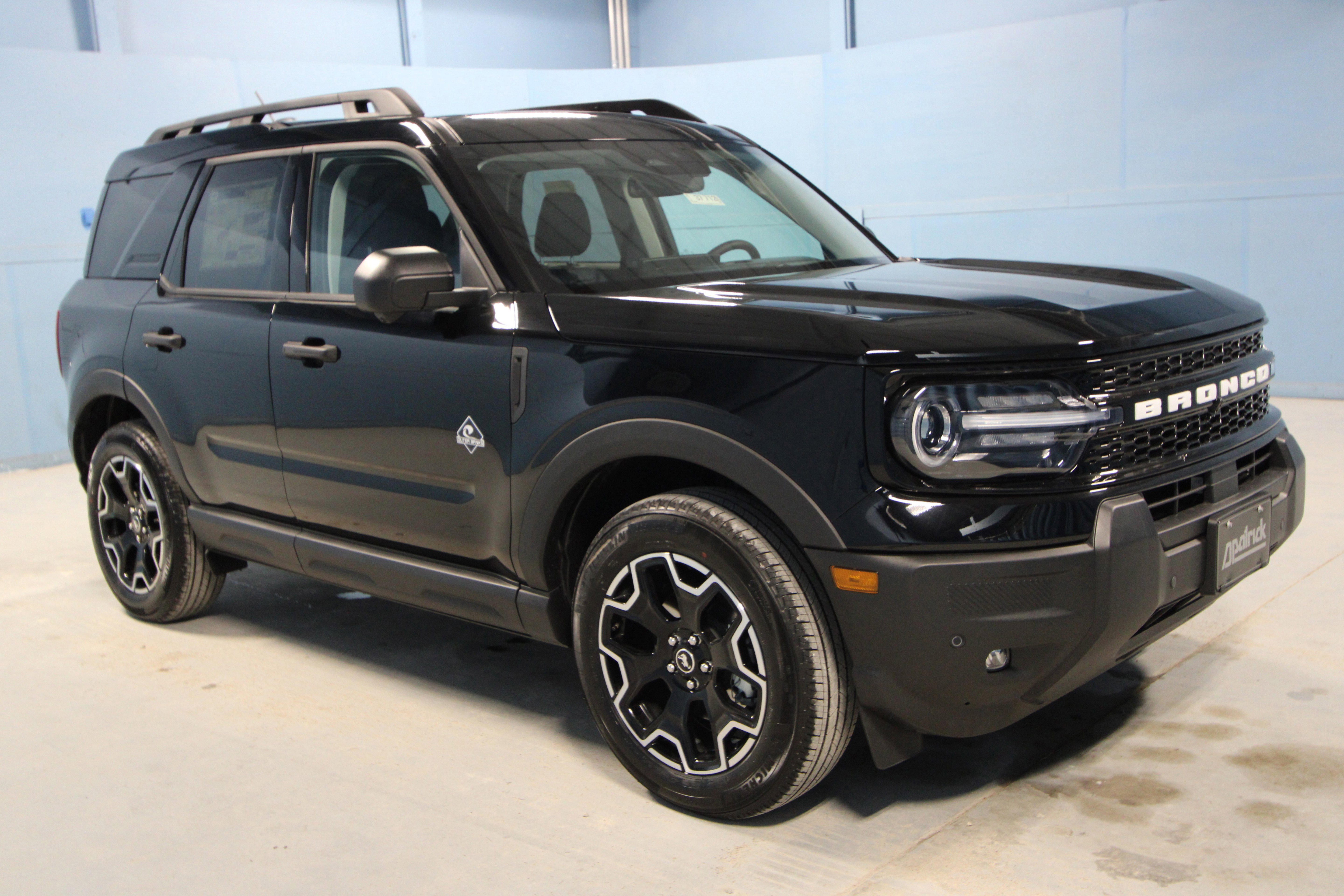 New 2026 Ford Bronco Sport Outer Banks w/ Outer Banks Tech Package+ AWD/4WD image 1
