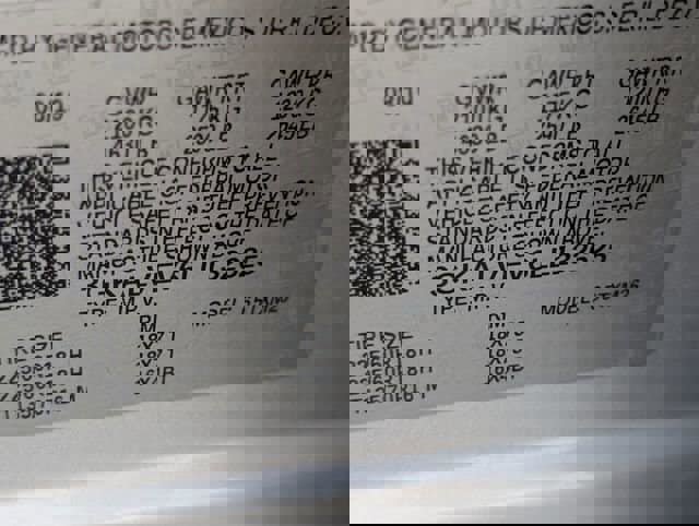 Used 2020 GMC Terrain SLT image 29