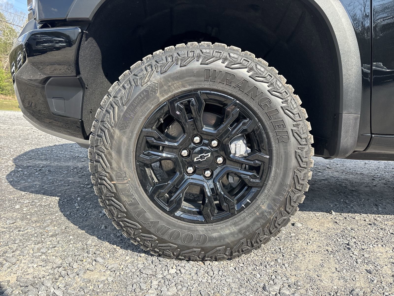New 2026 Chevrolet Silverado 1500 ZR2 image 13