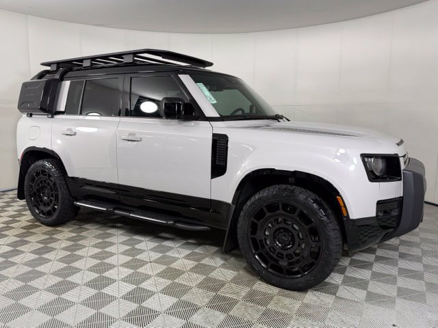 New 2026 Land Rover Defender 110 X-Dynamic SE AWD/4WD image 10