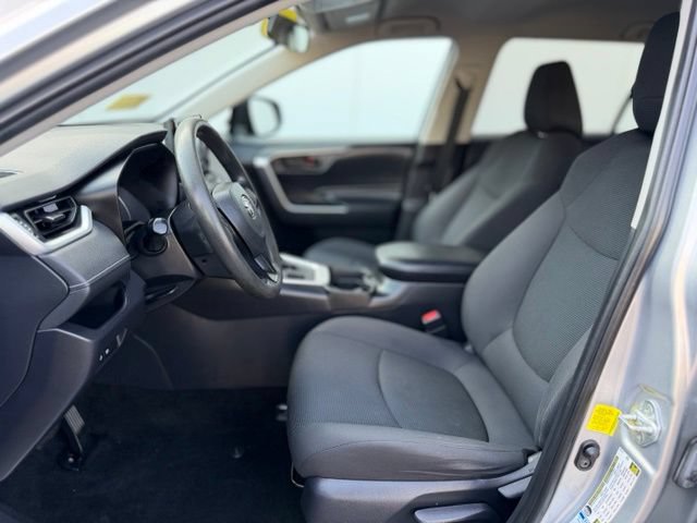 Used 2019 Toyota RAV4 LE w/ All Weather Liner Package AWD/4WD image 19