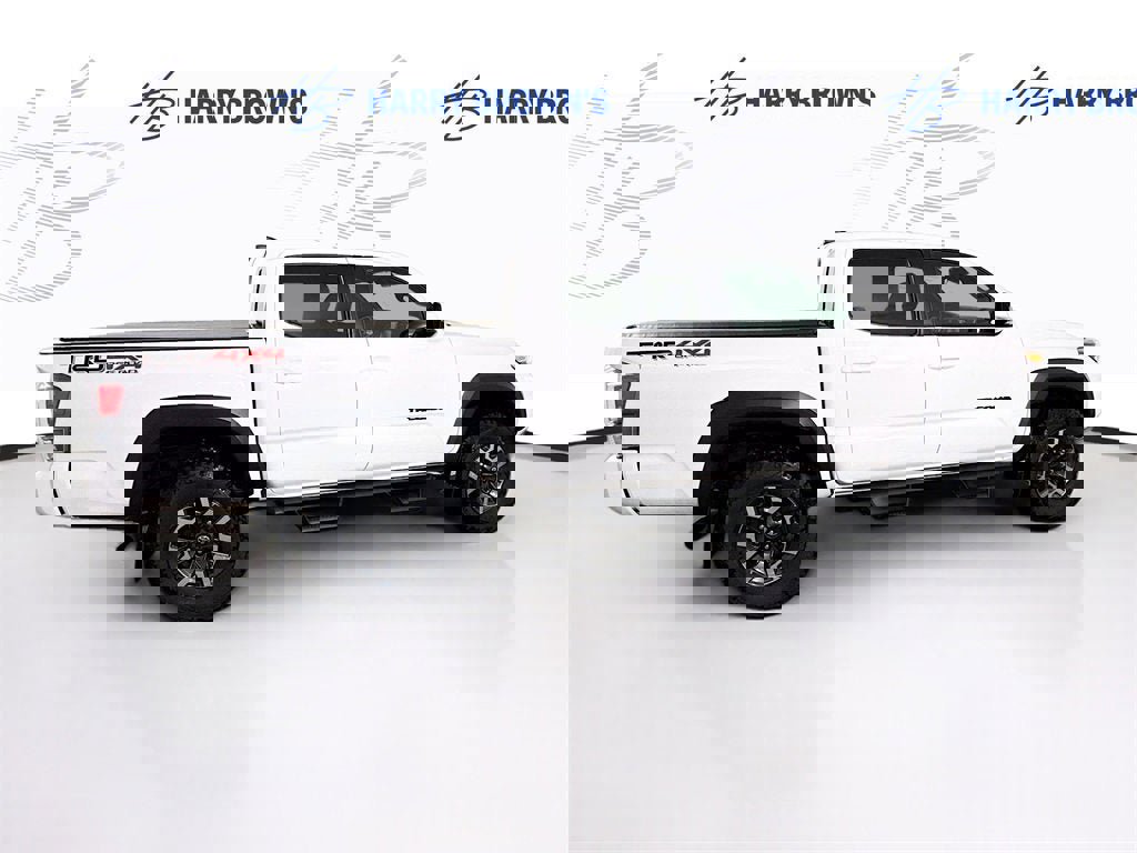 Used 2023 Toyota Tacoma TRD Off-Road image 32
