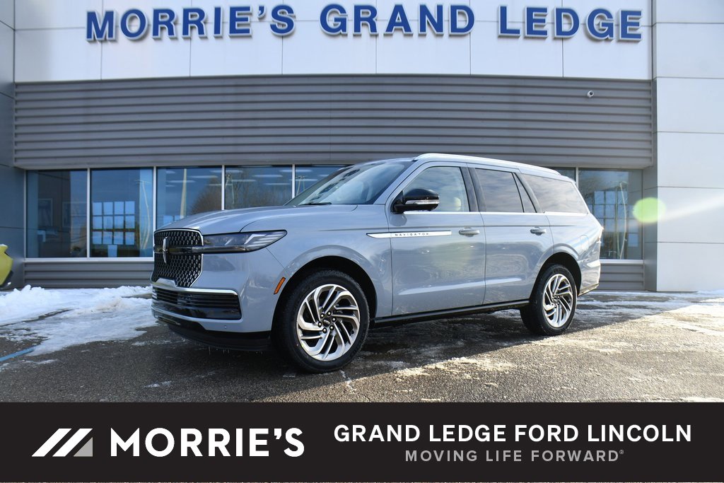 New 2025 Lincoln Navigator Reserve image 1