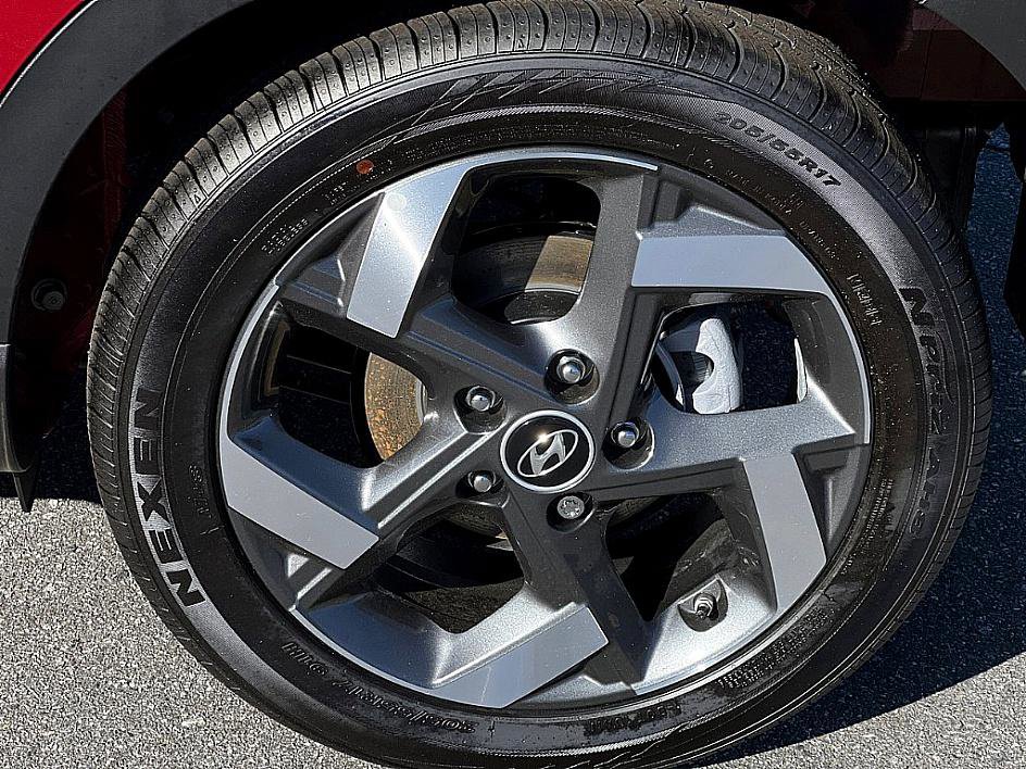 New 2026 Hyundai Venue SEL image 5