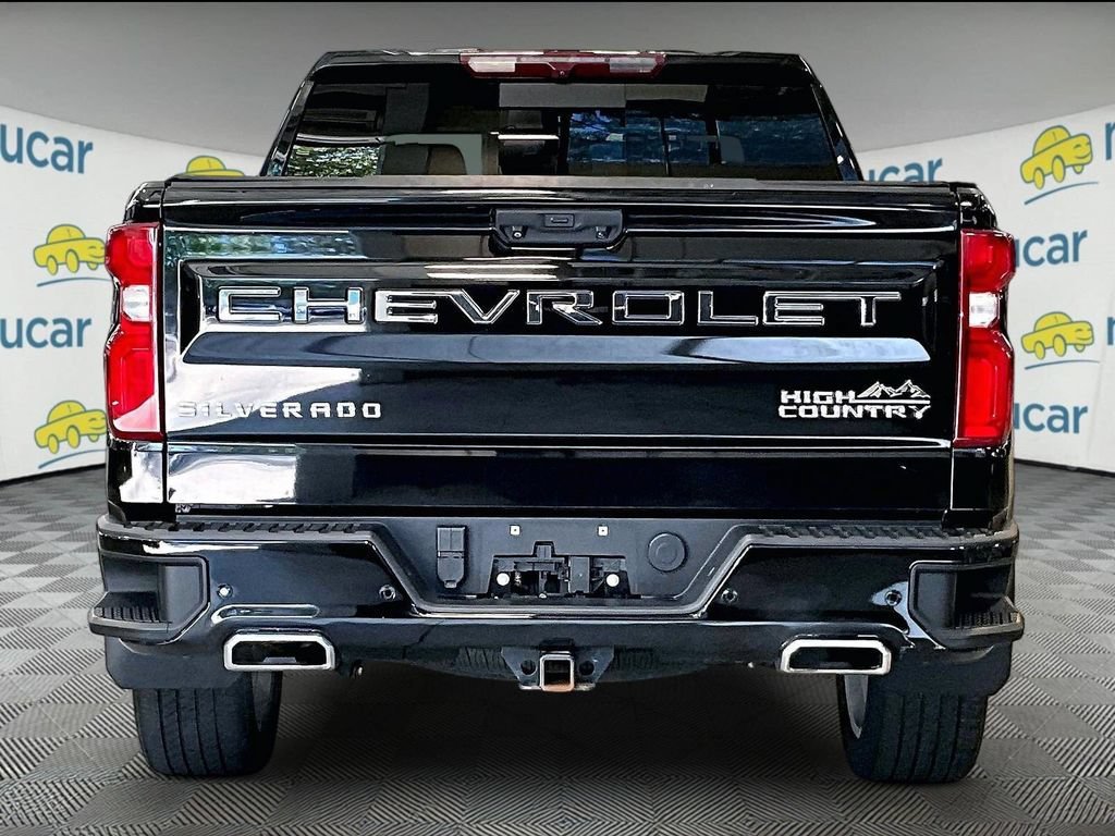 Used 2022 Chevrolet Silverado 1500 High Country w/ High Country Premium Package AWD/4WD image 5