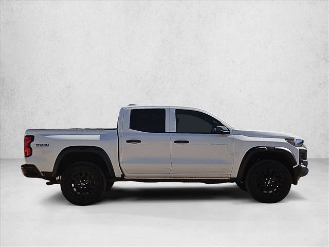Used 2025 Chevrolet Colorado Trail Boss AWD/4WD image 4